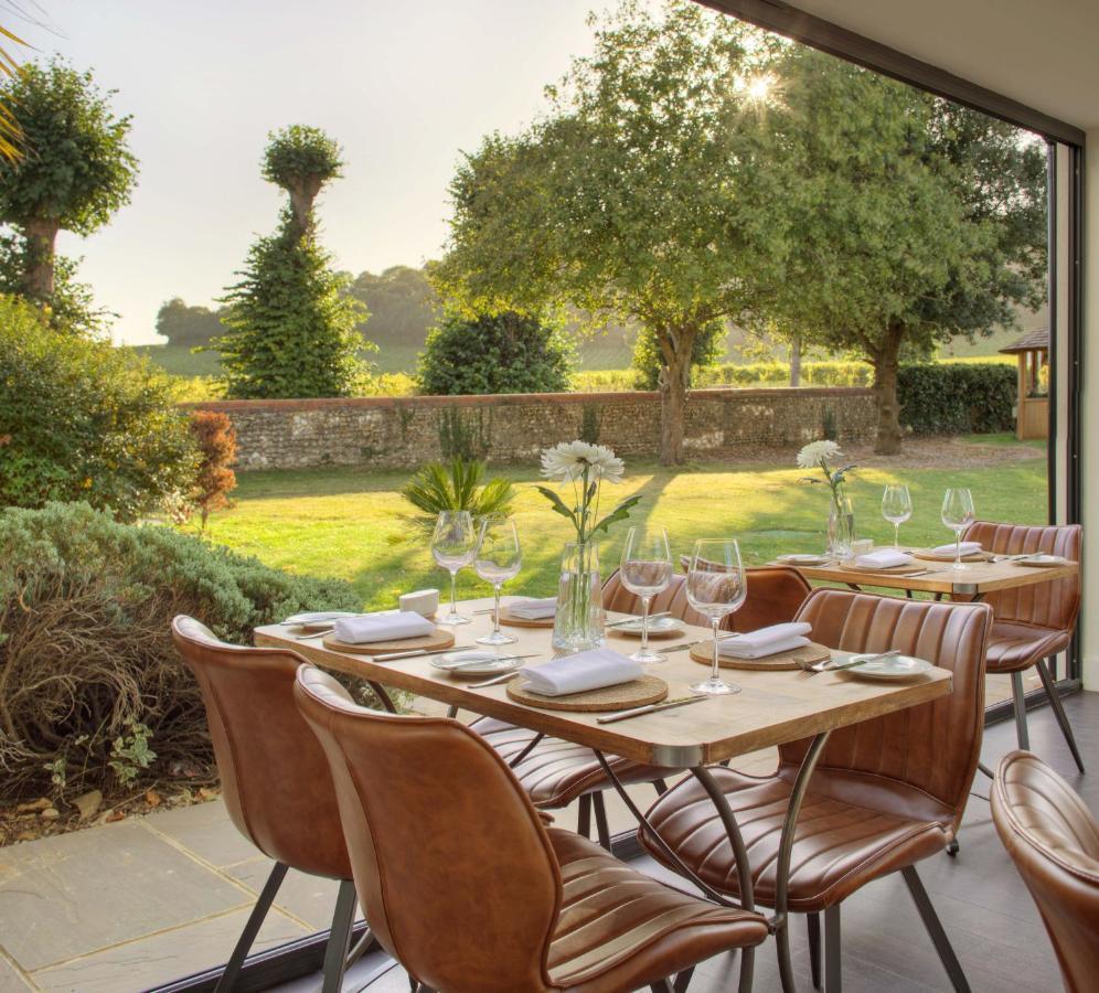 Denbies Vineyard Hotel Доркинг Екстериор снимка