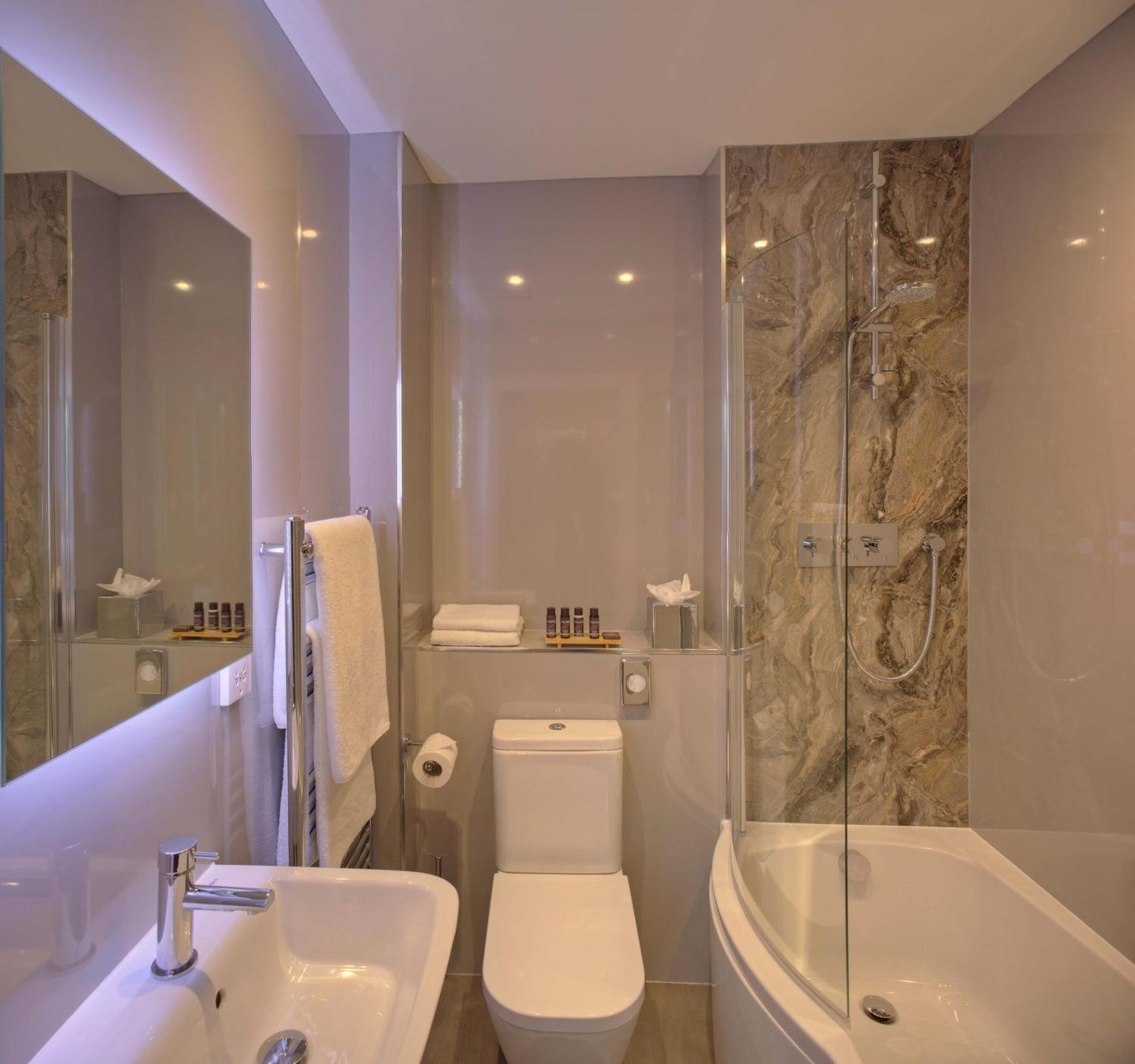 Denbies Vineyard Hotel Доркинг Стая снимка